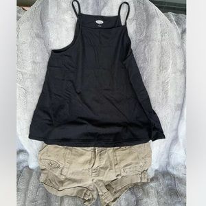 Old Navy Black Tank Top And Brown Shorts Size S/6